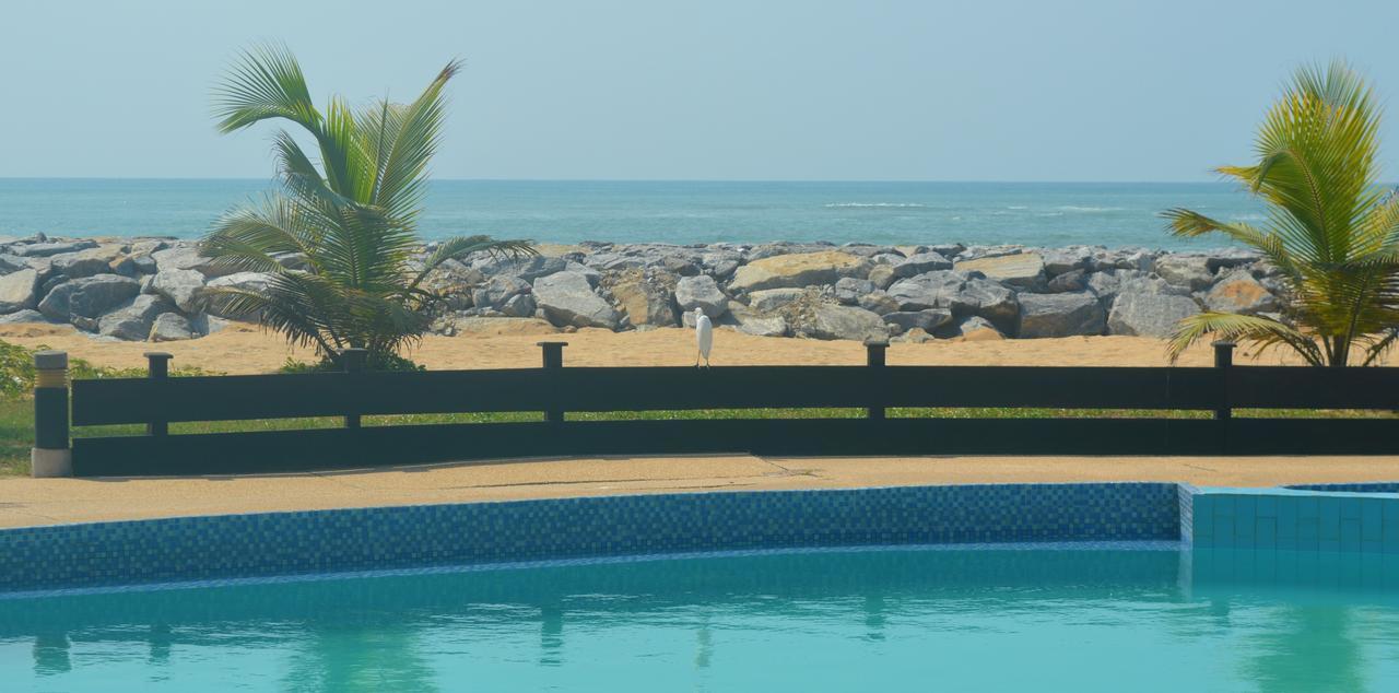 Elmina Bay Resort エクステリア 写真