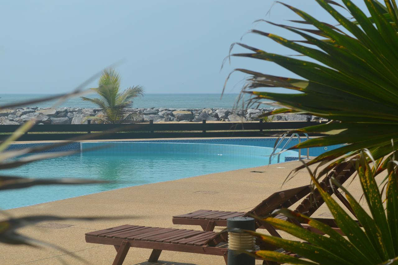 Elmina Bay Resort エクステリア 写真